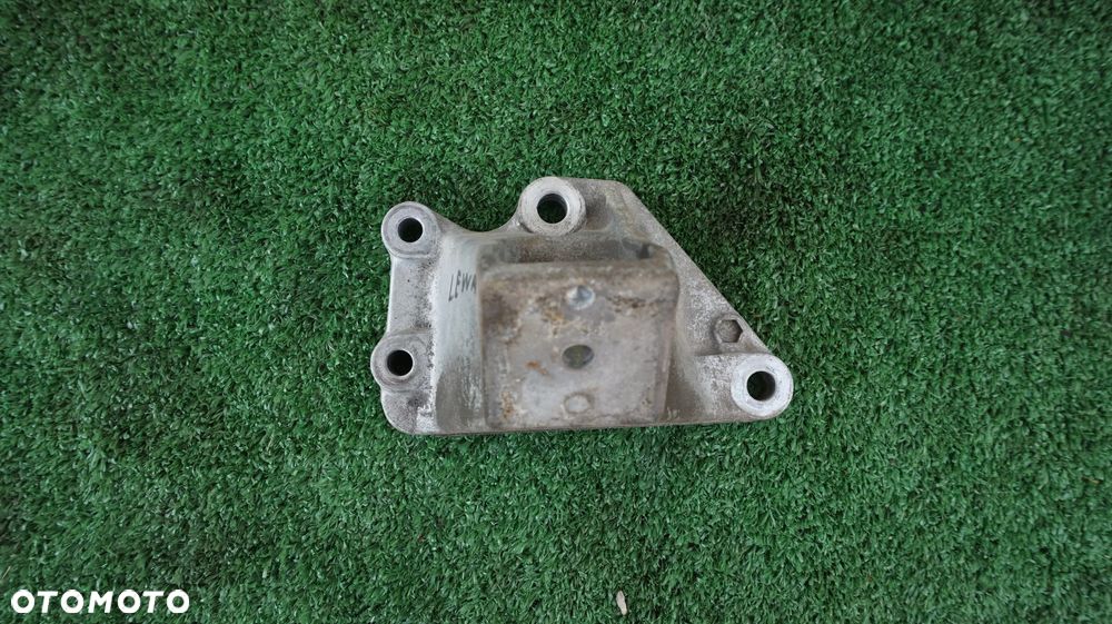 Mitsubishi Pajero III 3.5 V6 GDI 99-06 6G74 lapa silnika lewa prawa - 2