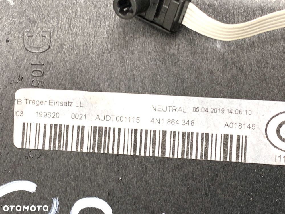 TUNEL ŚRODKOWY AUDI A8 D5 (4N2, 4N8) 2017 - 2022 50 TDI Mild Hybrid quattro 210 kW [286 KM] Hybryda - 7