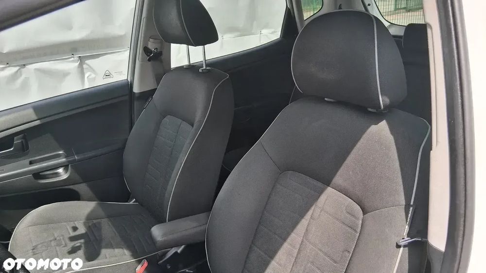 Kia Venga 1.4 CVVT Edition 7 - 13