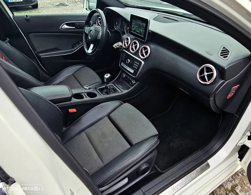 Mercedes-Benz A 180 d Urban - 23