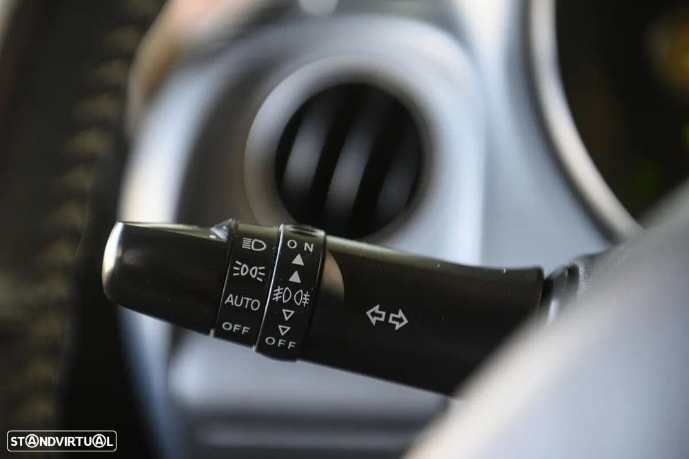 Peugeot iOn Active - 30