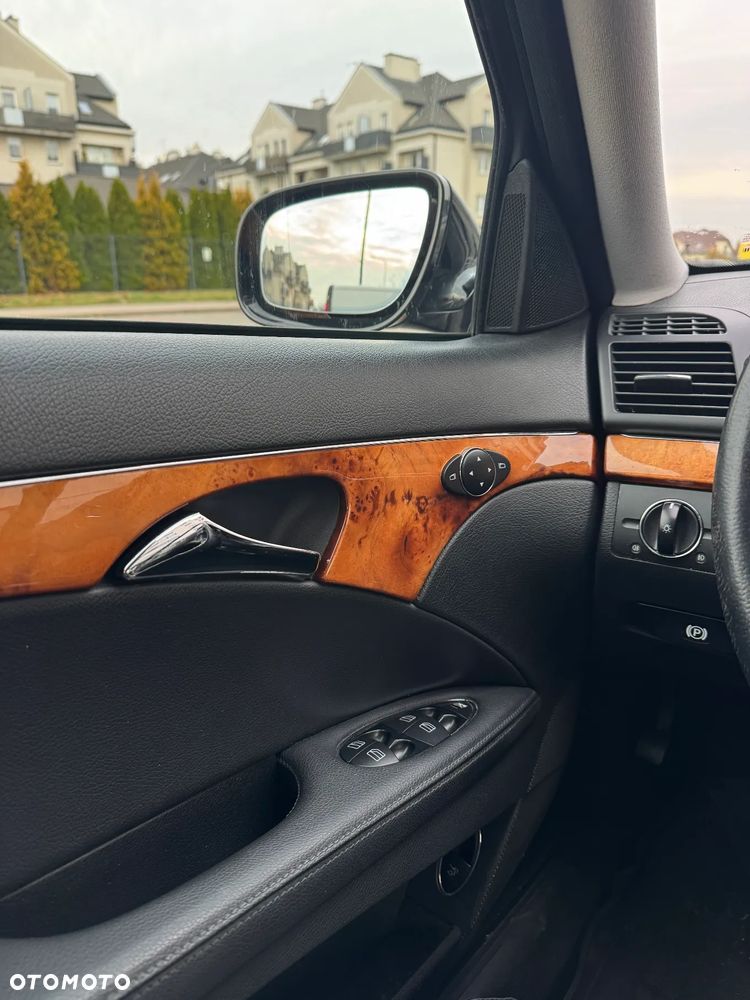 Mercedes-Benz Klasa E - 15