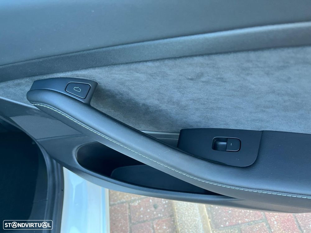 Tesla Model 3 Standard RWD Plus - 20