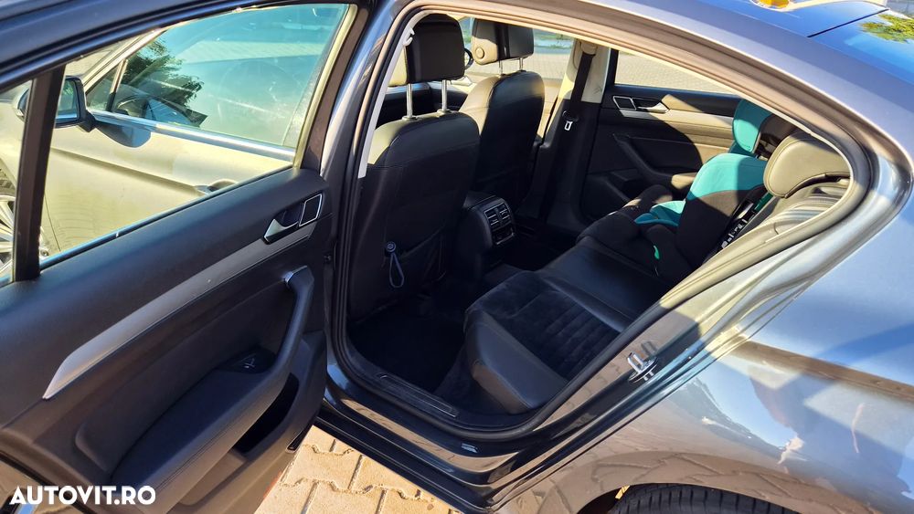 Volkswagen Passat 1.6 TDI SCR DSG Comfortline - 7