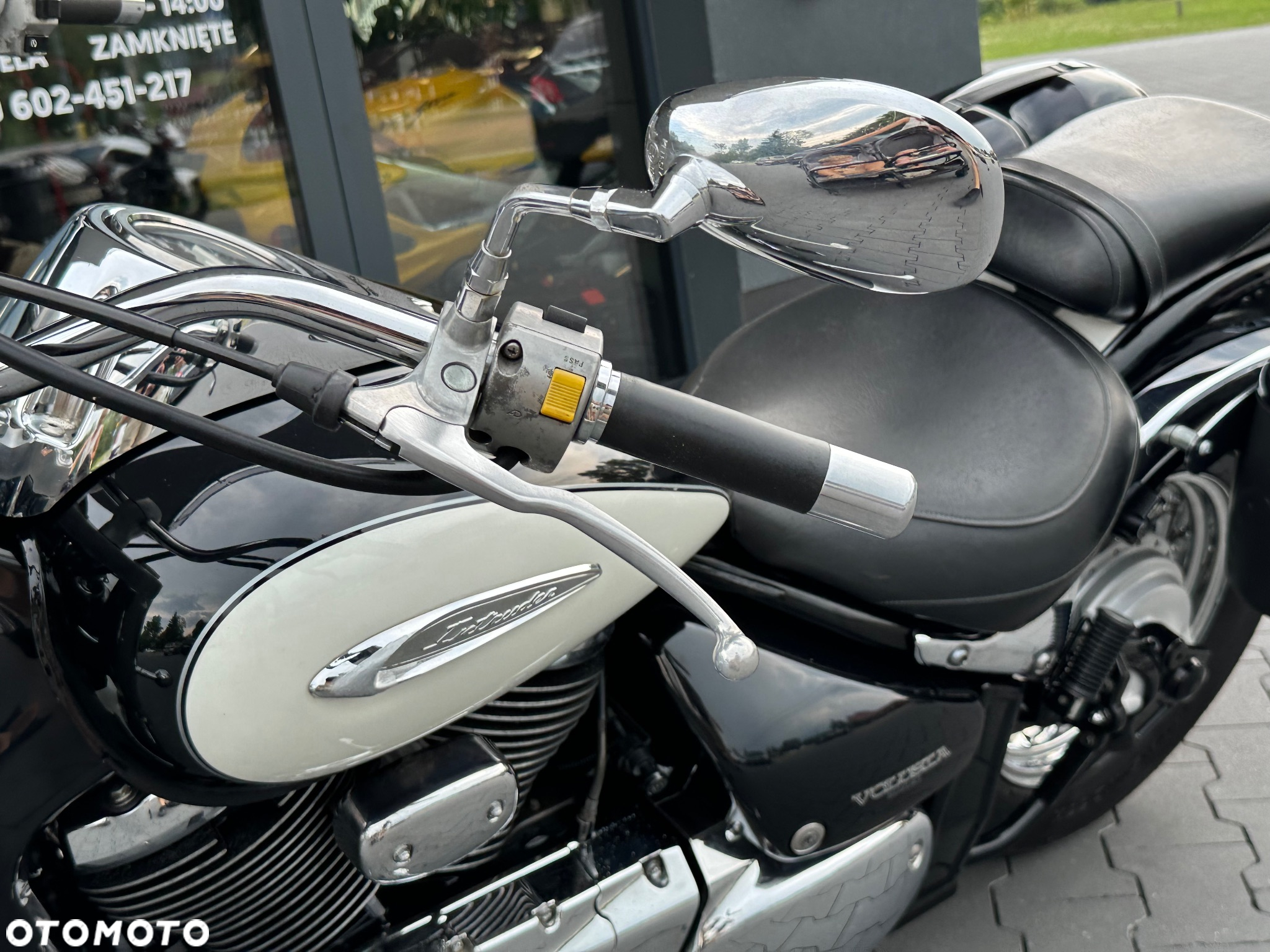 Suzuki VL 800 Volusia - 36