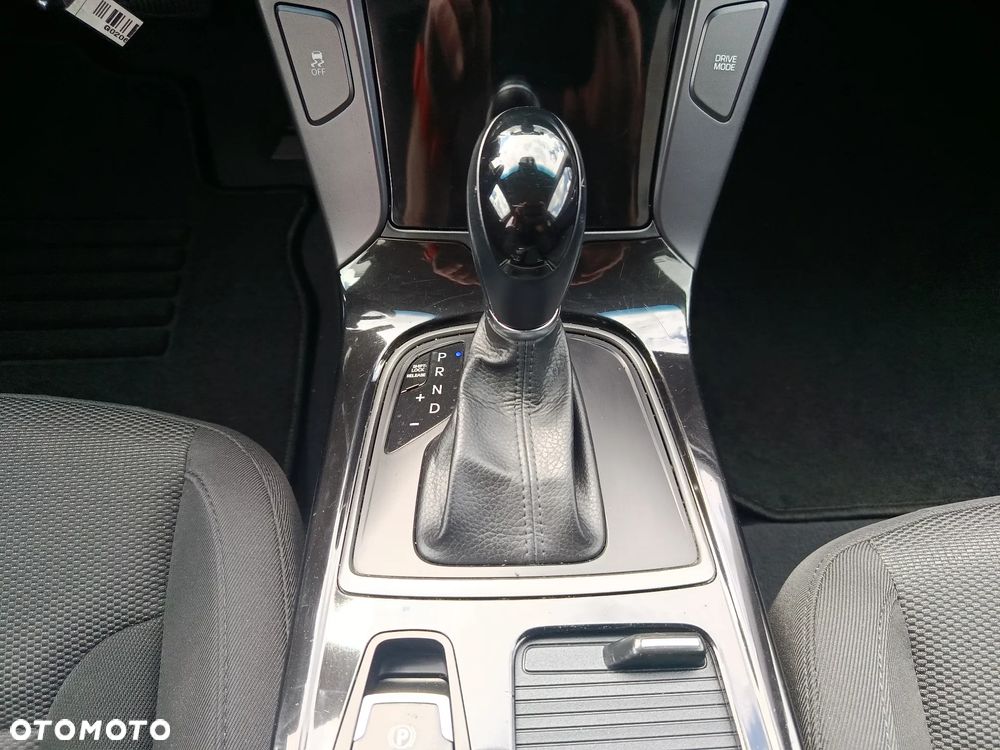 Hyundai i40 Kombi blue 1.7 CRDi DCT Premium - 29