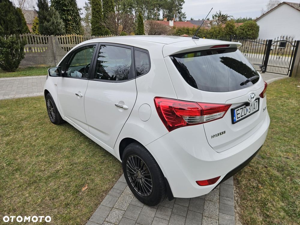 Hyundai ix20 1.6 Classic + - 17