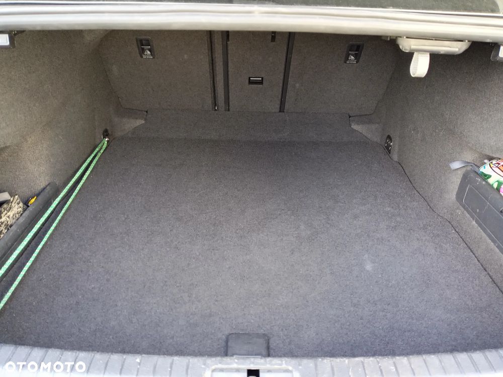 Volkswagen Passat 2.0 TDI BMT Highline DSG - 22