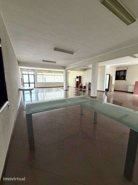 Arrenda-se Espaço Comercial Jovim Gondomar - Grande imagem: 4/7