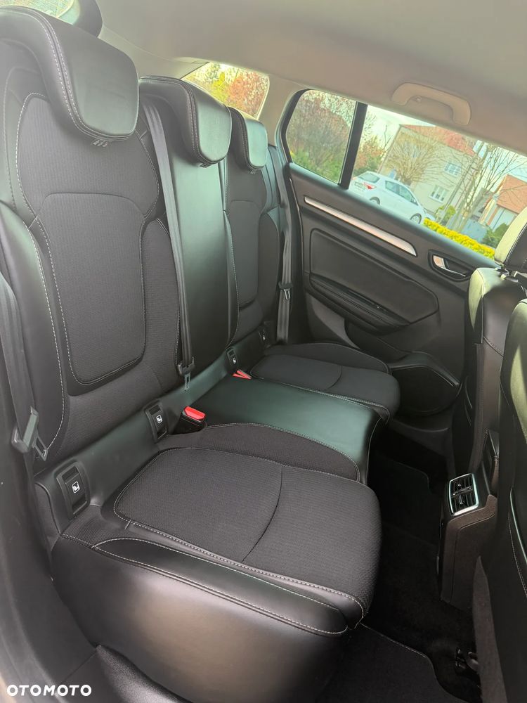 Renault Megane 1.5 Blue dCi Intens - 34