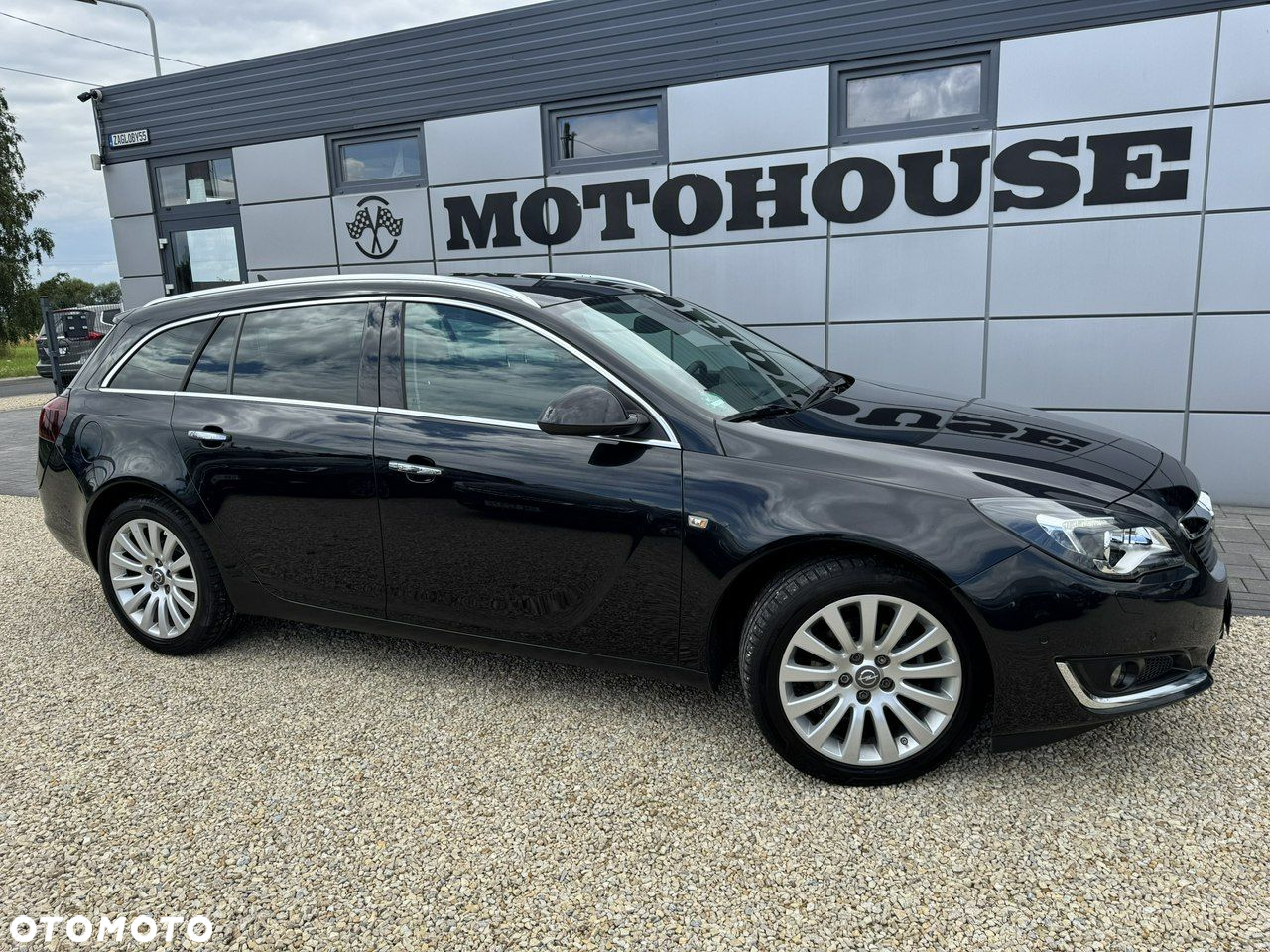 Opel Insignia - 2