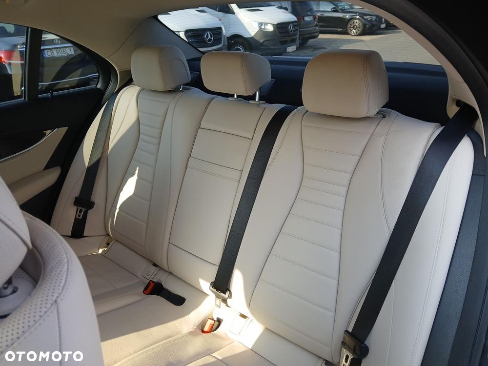 Mercedes-Benz Klasa E 400 d 4-Matic Avantgarde - 25