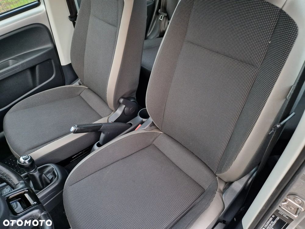 Volkswagen up! BlueMotion Technology cheer - 9