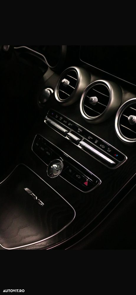 Mercedes-Benz C 400 4MATIC - 12