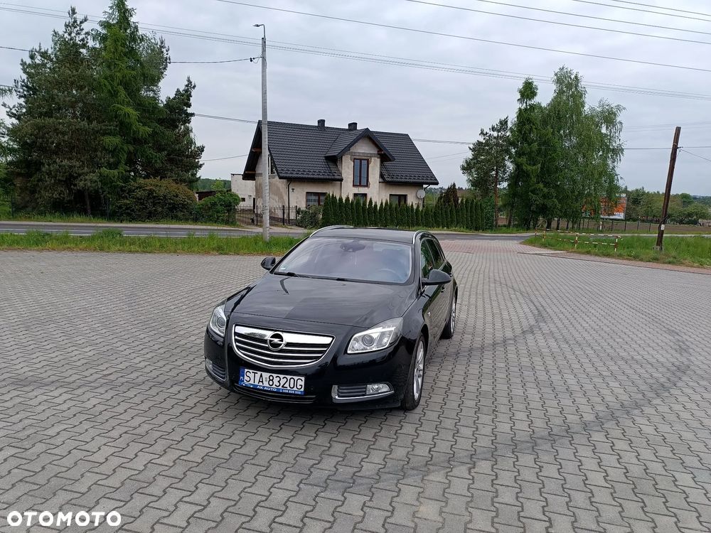Opel Insignia 2.8 V6 Turbo 4x4 Automatik Cosmo - 2