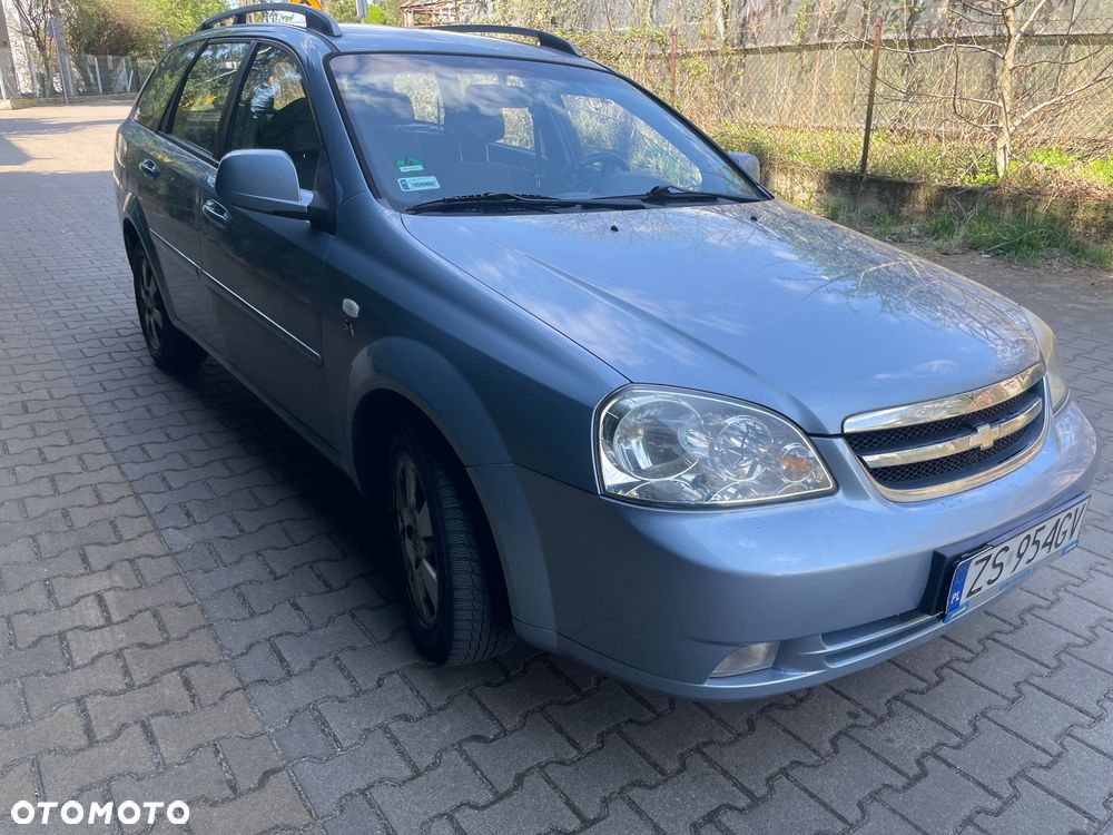 Chevrolet Nubira - 4