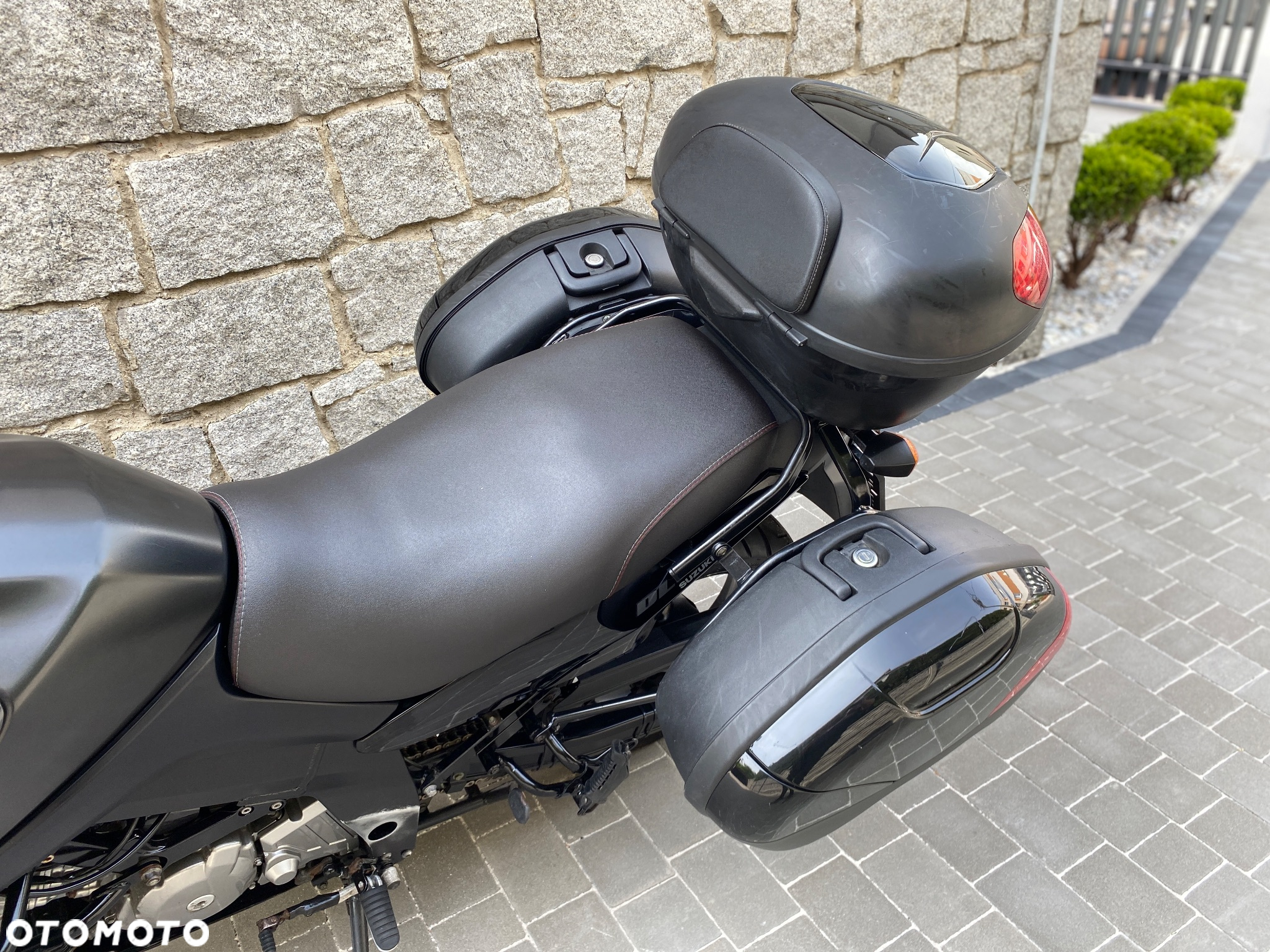 Suzuki V-STROM - 15