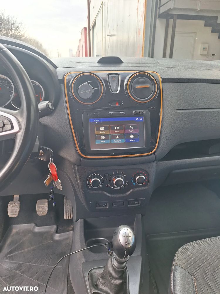 Dacia Lodgy 1.5 dCi Stepway - 12