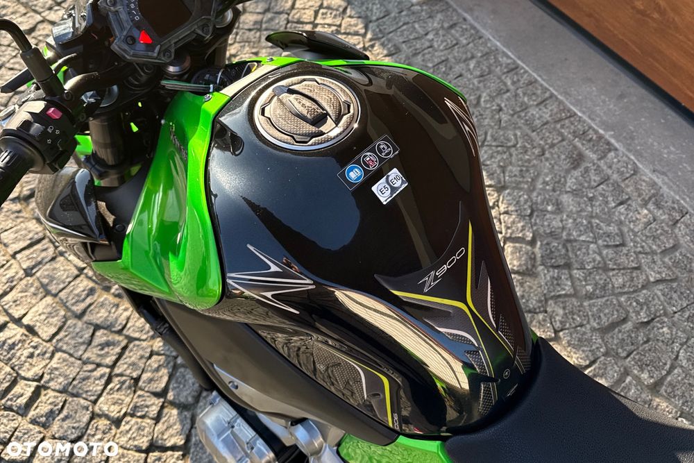 Kawasaki Z 900 - 24