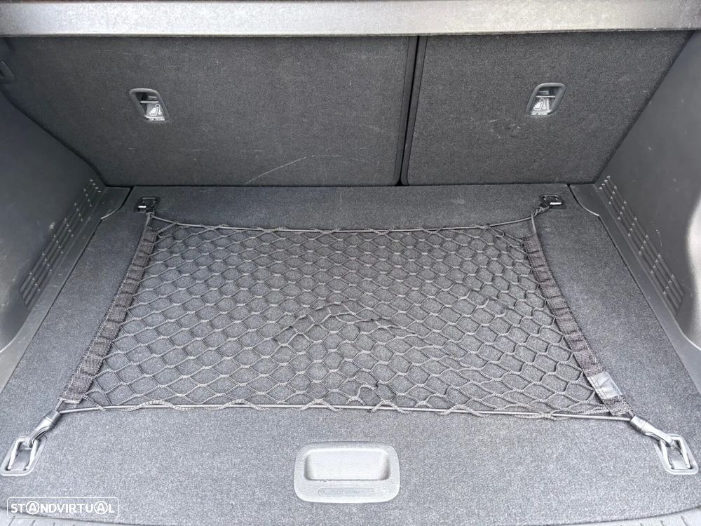 Hyundai Kauai 1.0 T-GDi Premium Tec.Preto - 28