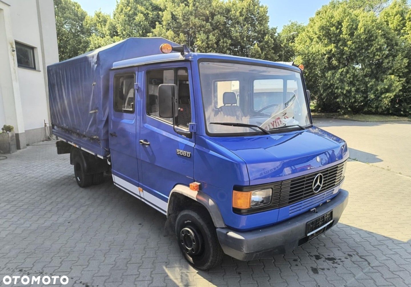 Mercedes-Benz 508D - 1