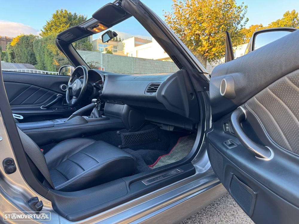 Honda S2000 Standard - 24