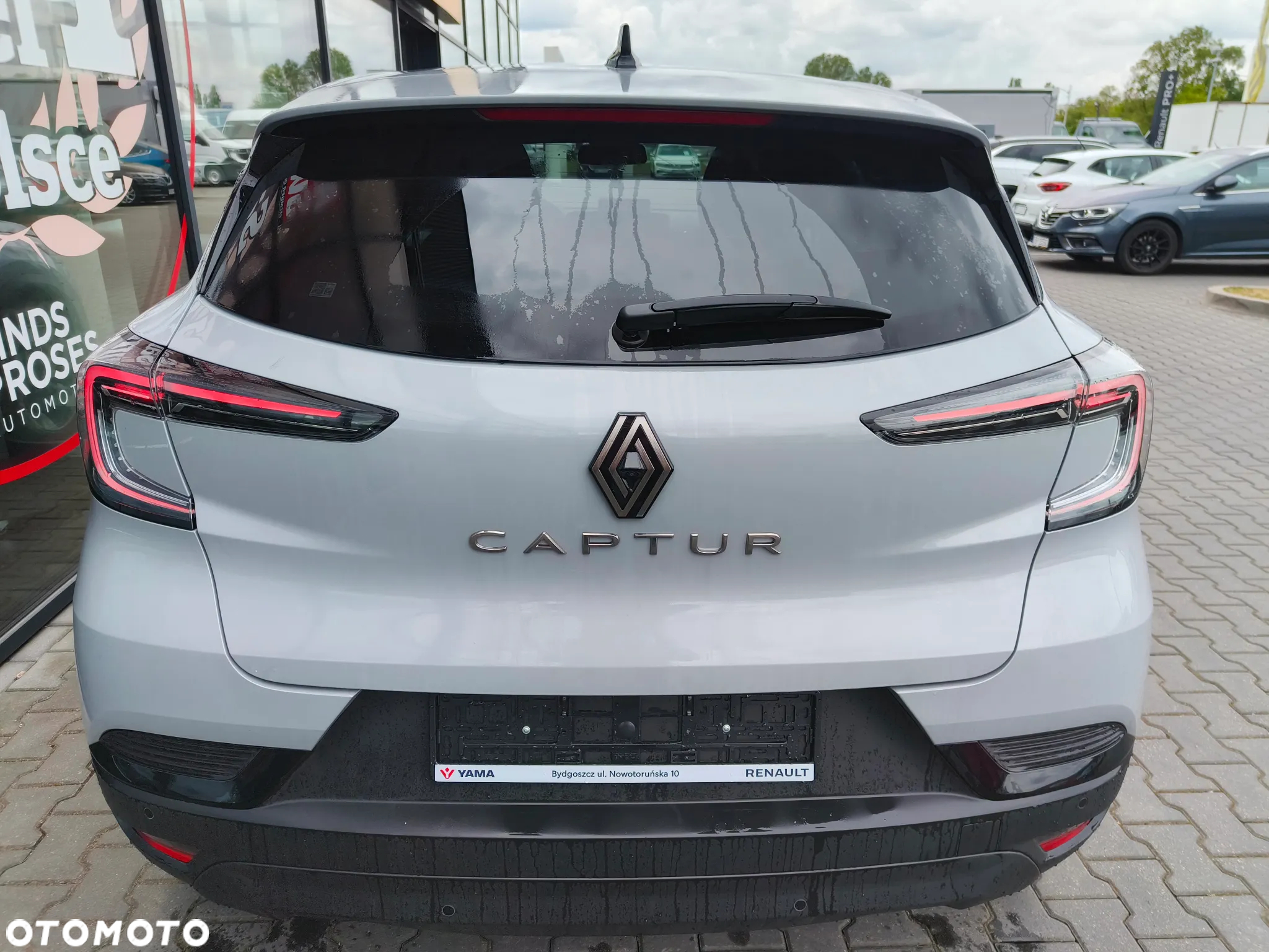Renault Captur 1.0 TCe Techno - 4