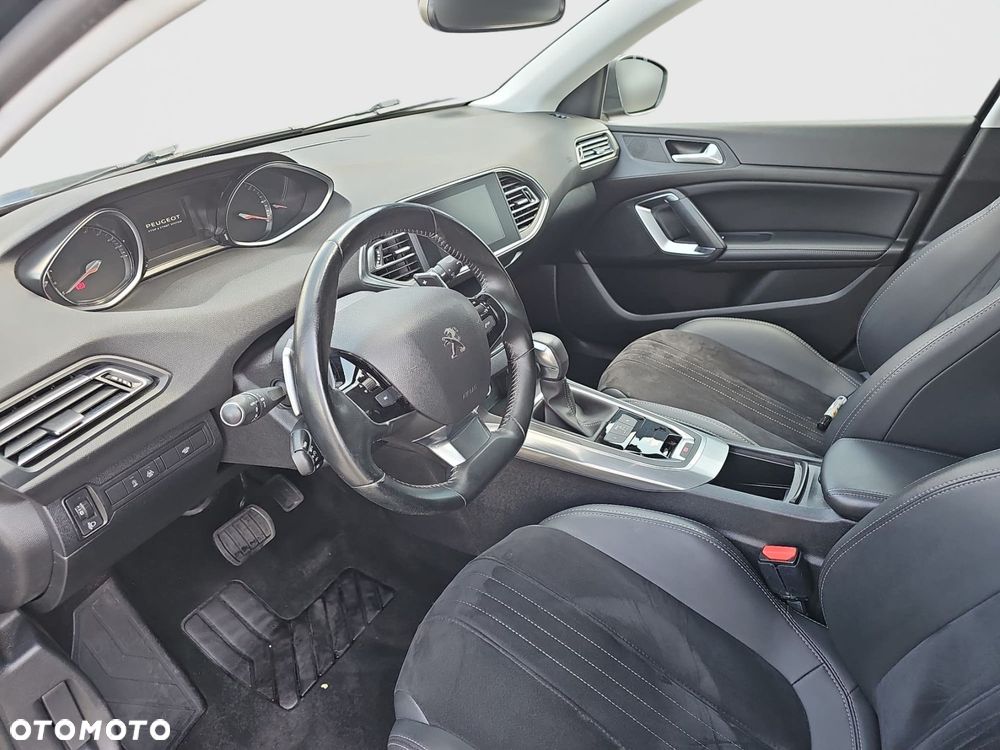 Peugeot 308 - 9