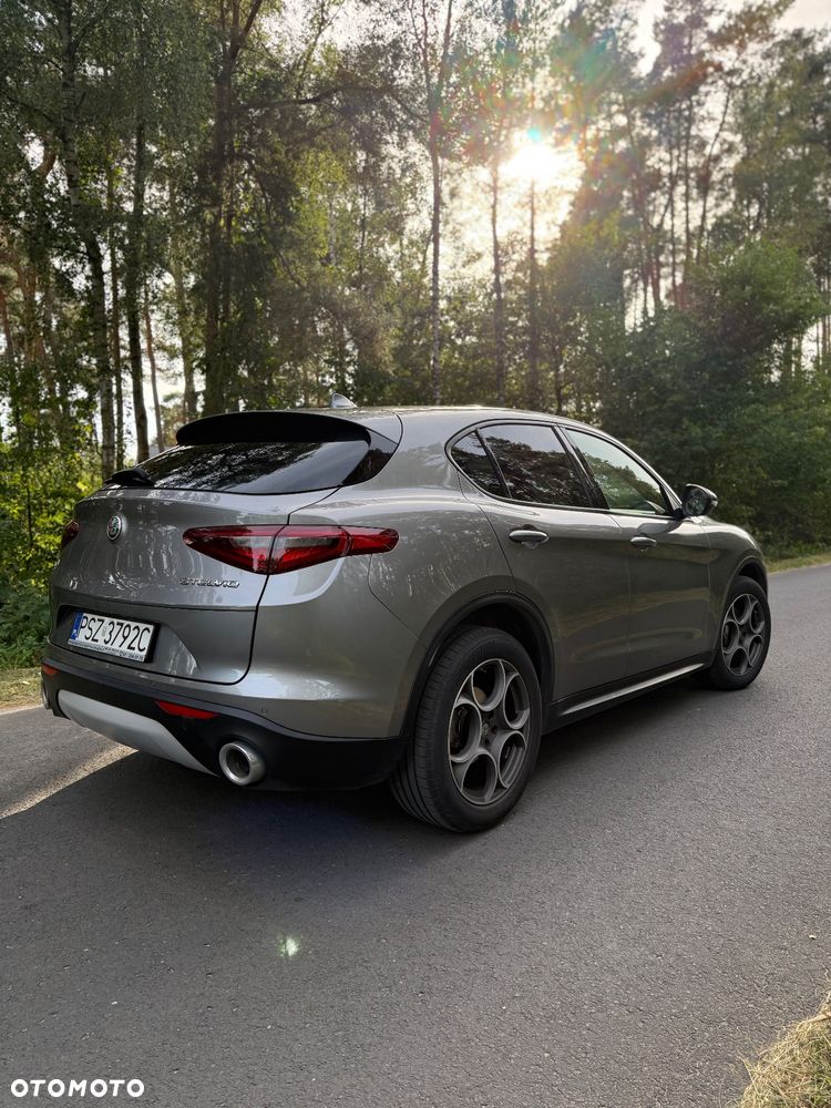 Alfa Romeo Stelvio 2.2 JTDM Q4 - 3