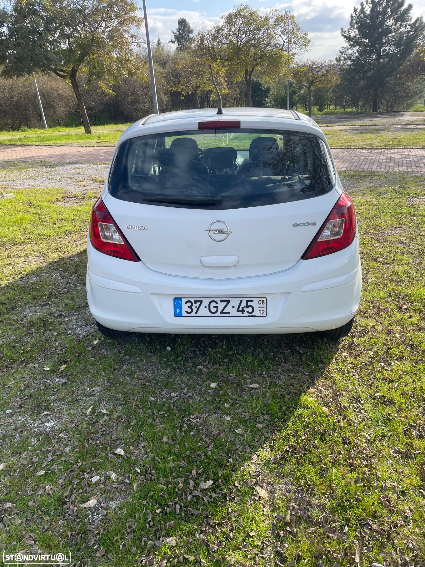Opel Corsa 1.3 CDTi Enjoy EcoFLEX - 4