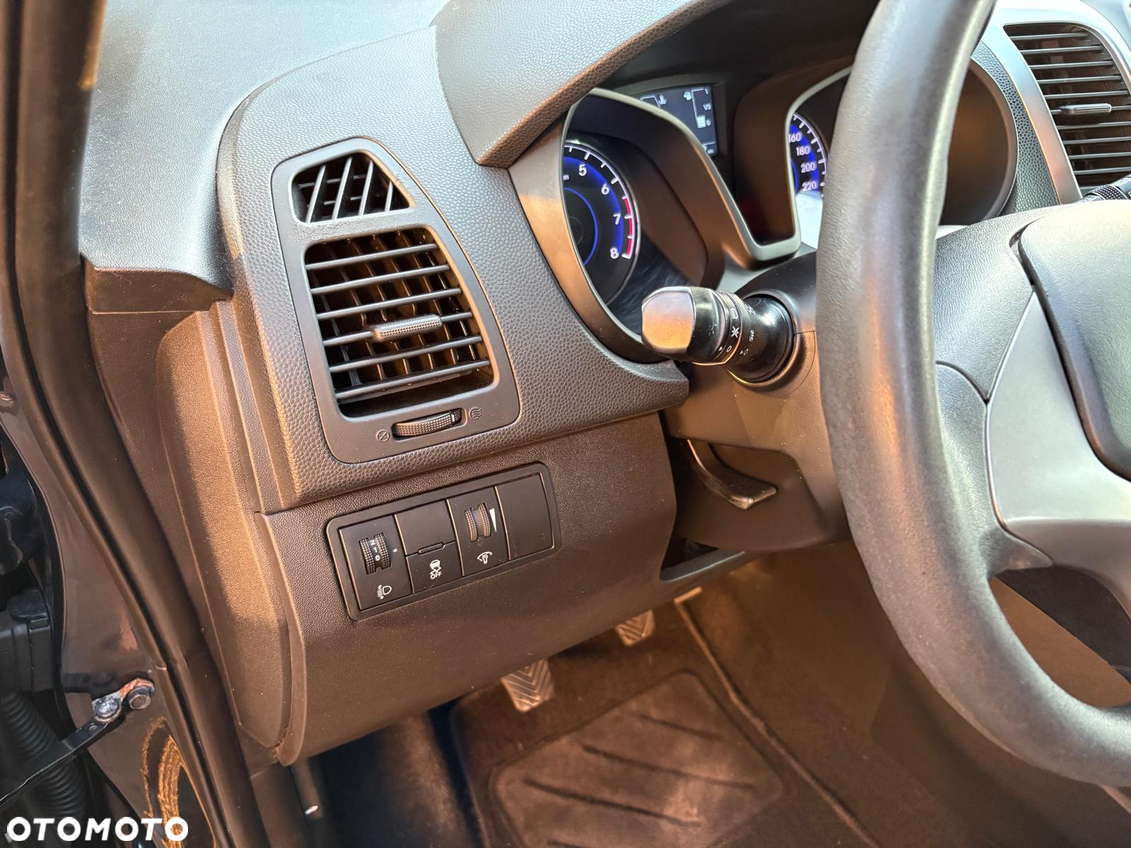 Hyundai ix20 1.4 blue Passion - 22