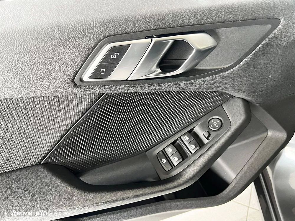 BMW 216 Gran Coupé - 17