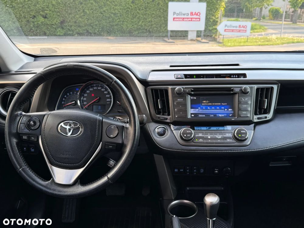 Toyota RAV4 - 22