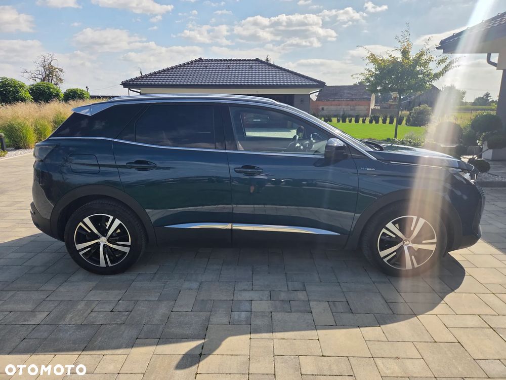 Peugeot 3008 1.6 PureTech HYbrid GT Line S&S EAT8 - 5