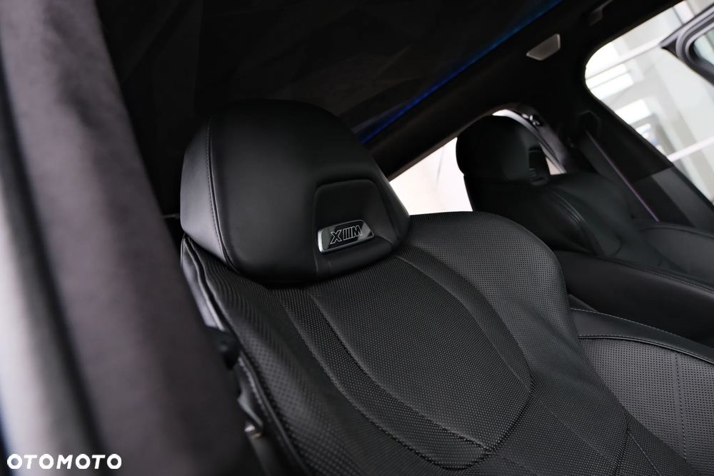 BMW XM PHEV sport - 38
