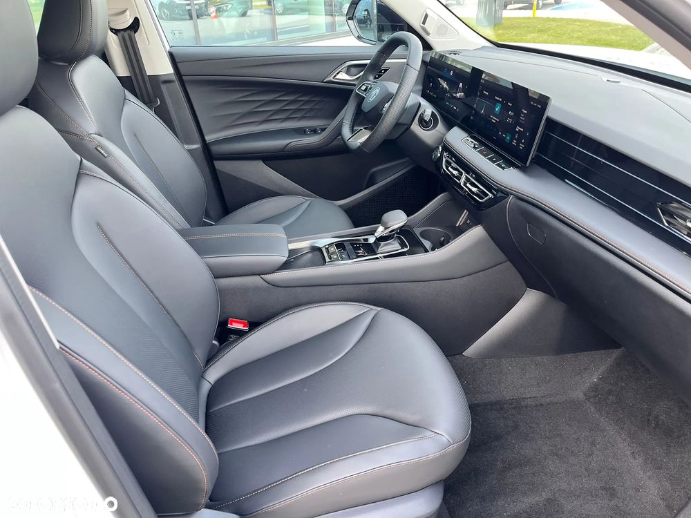 MG HS PHEV 1.5T Exclusive - 16