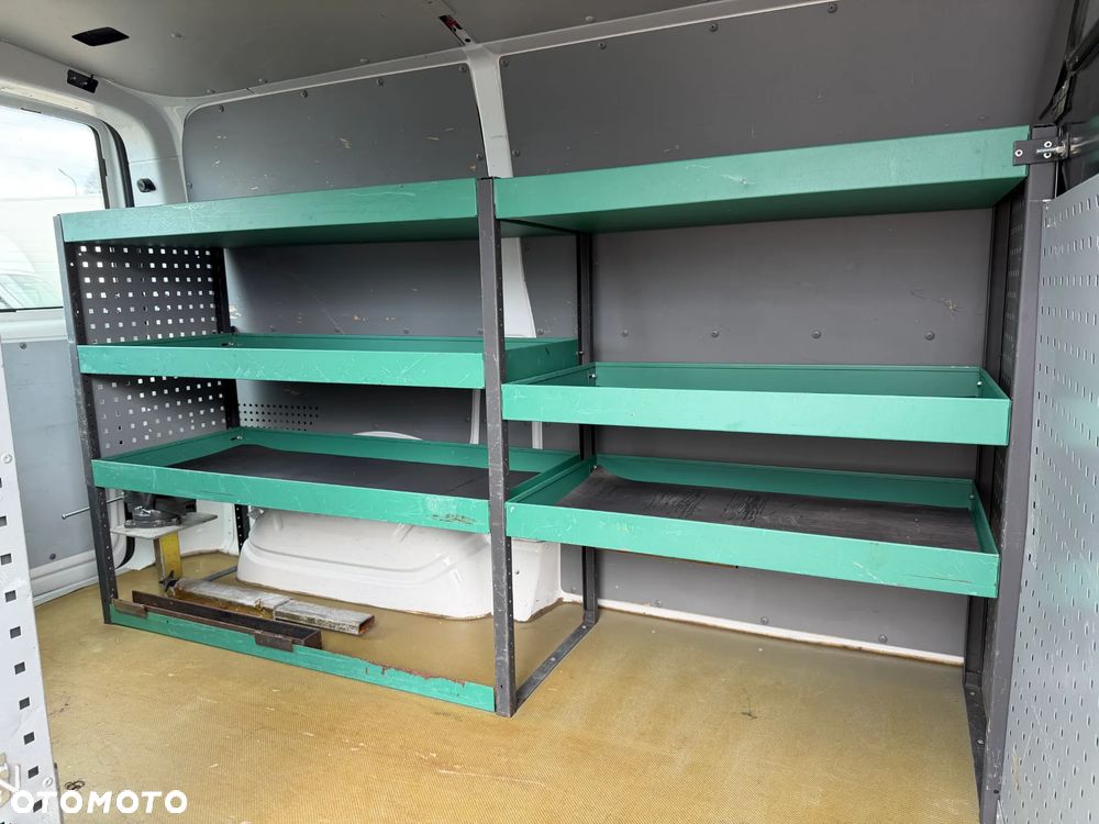 Volkswagen Transporter T5 Warsztat L1H1 - 22