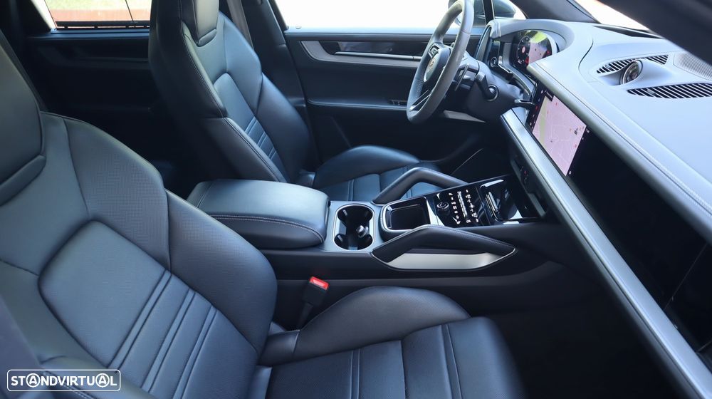 Porsche Cayenne S E-Hybrid - 35