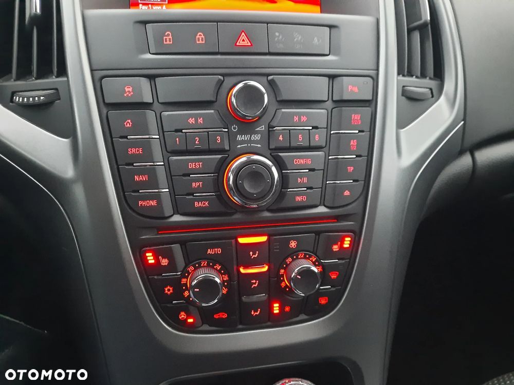 Opel Astra 2.0 CDTI Automatik Exklusiv - 25