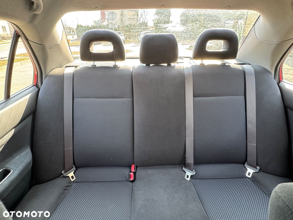 Mitsubishi Lancer - 16