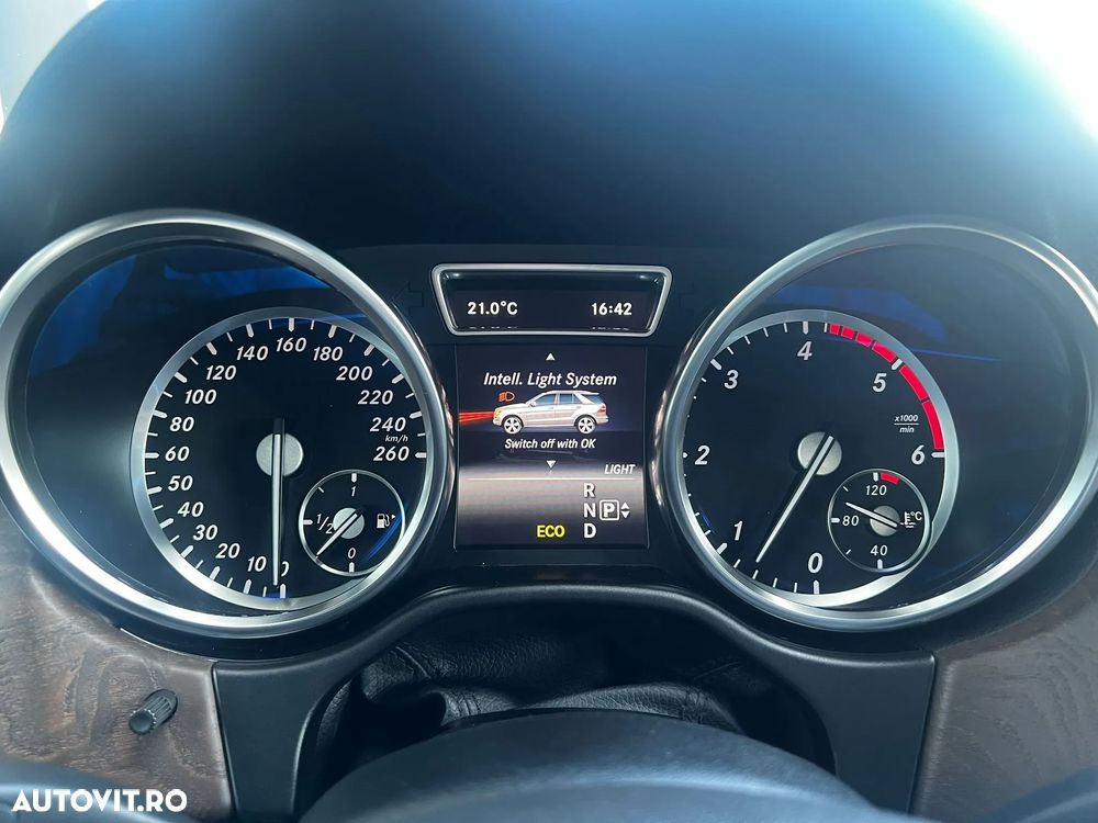 Mercedes-Benz ML 350 BlueTec 4MATIC Aut - 19