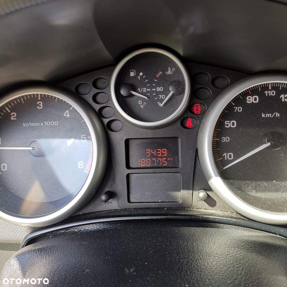 Peugeot 207 1.4 HDi Presence - 8