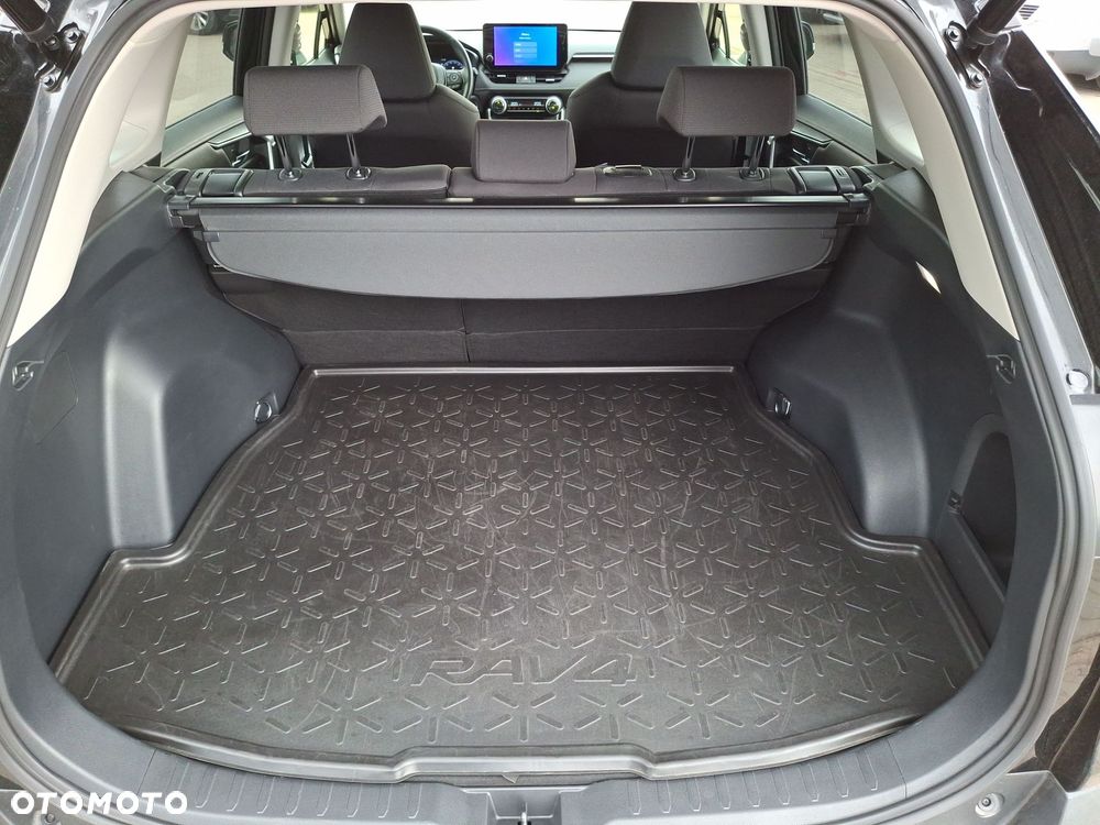 Toyota RAV4 - 12