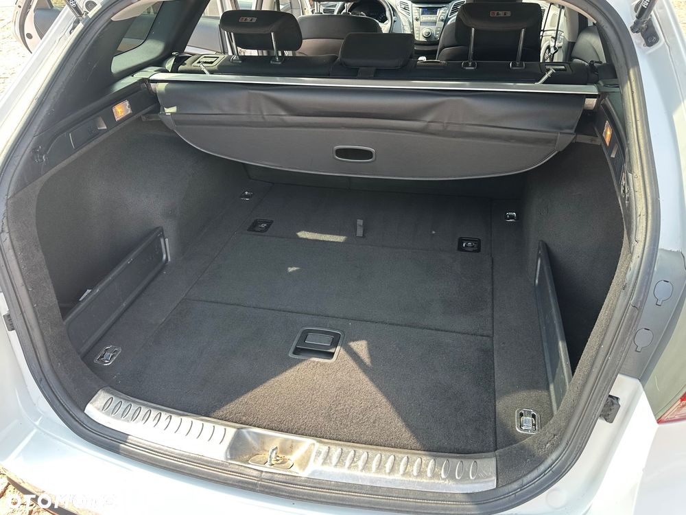 Hyundai i40 Kombi blue 1.7 CRDi Style - 13