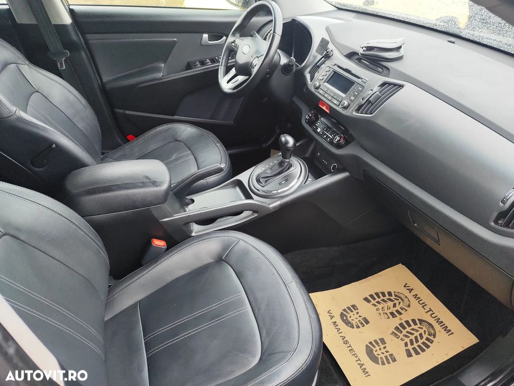 Kia Sportage 2.0 CRDI 4WD Automatik Dream-Team Edition - 8