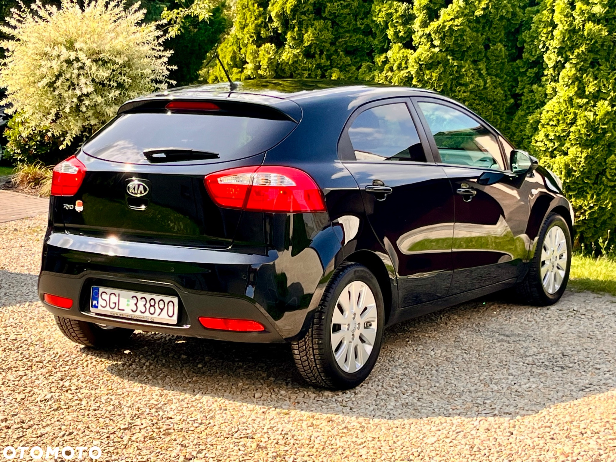 Kia Rio 1.2 Dream Team Edition - 31