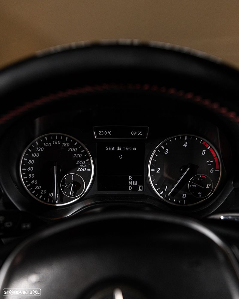 Mercedes-Benz A 180 CDI 7G-DCT AMG Line - 12