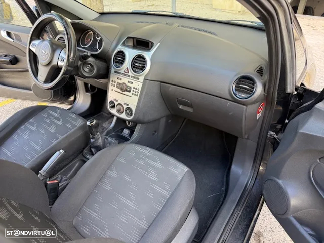 Opel Corsa 1.3 CDTi City - 20