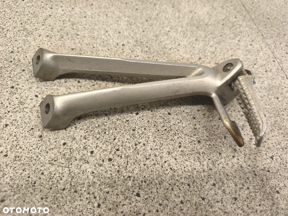 Set prawy tył, podnóżek pasażera Suzuki GSX-R 600 GSXR 600 - 3