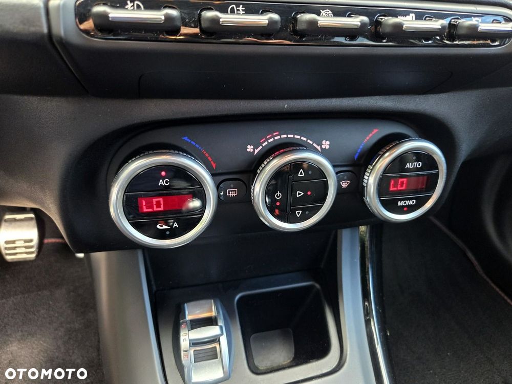 Alfa Romeo Giulietta 1.4 TB MultiAir Distinctive - 19